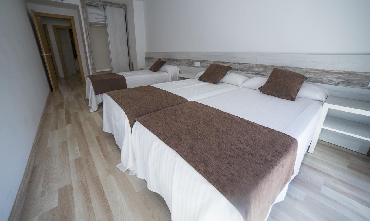 Apartaments Ponent Lloret de Mar Exterior photo